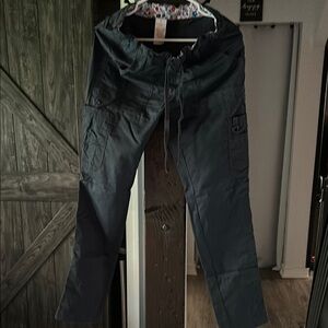 Woman’s dark gray Cargo Scrub Pants with 8 pockets